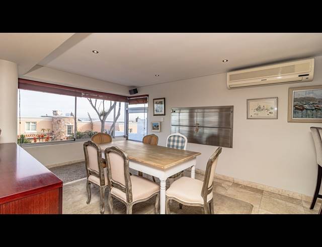 6 BEDROOM HOUSE FOR SALE IN BLOUBERGSTRAND